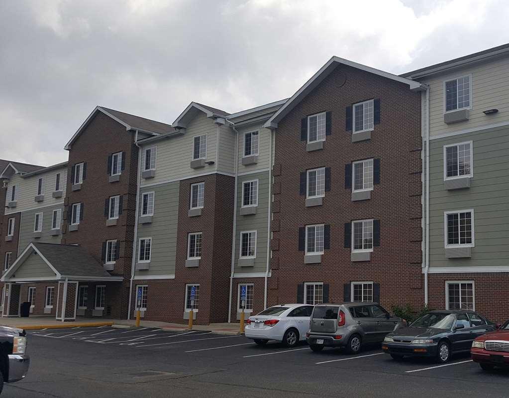 Extended Stay America Select Suites - Akron - South Portage Lakes Екстер'єр фото