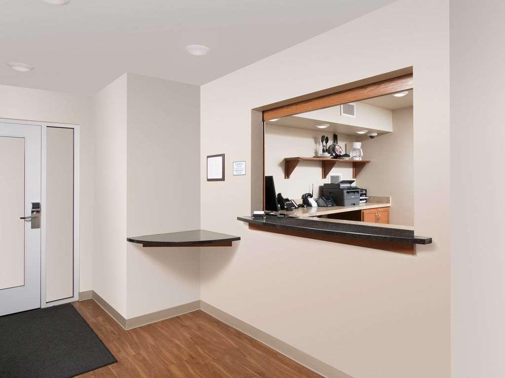 Extended Stay America Select Suites - Akron - South Portage Lakes Інтер'єр фото
