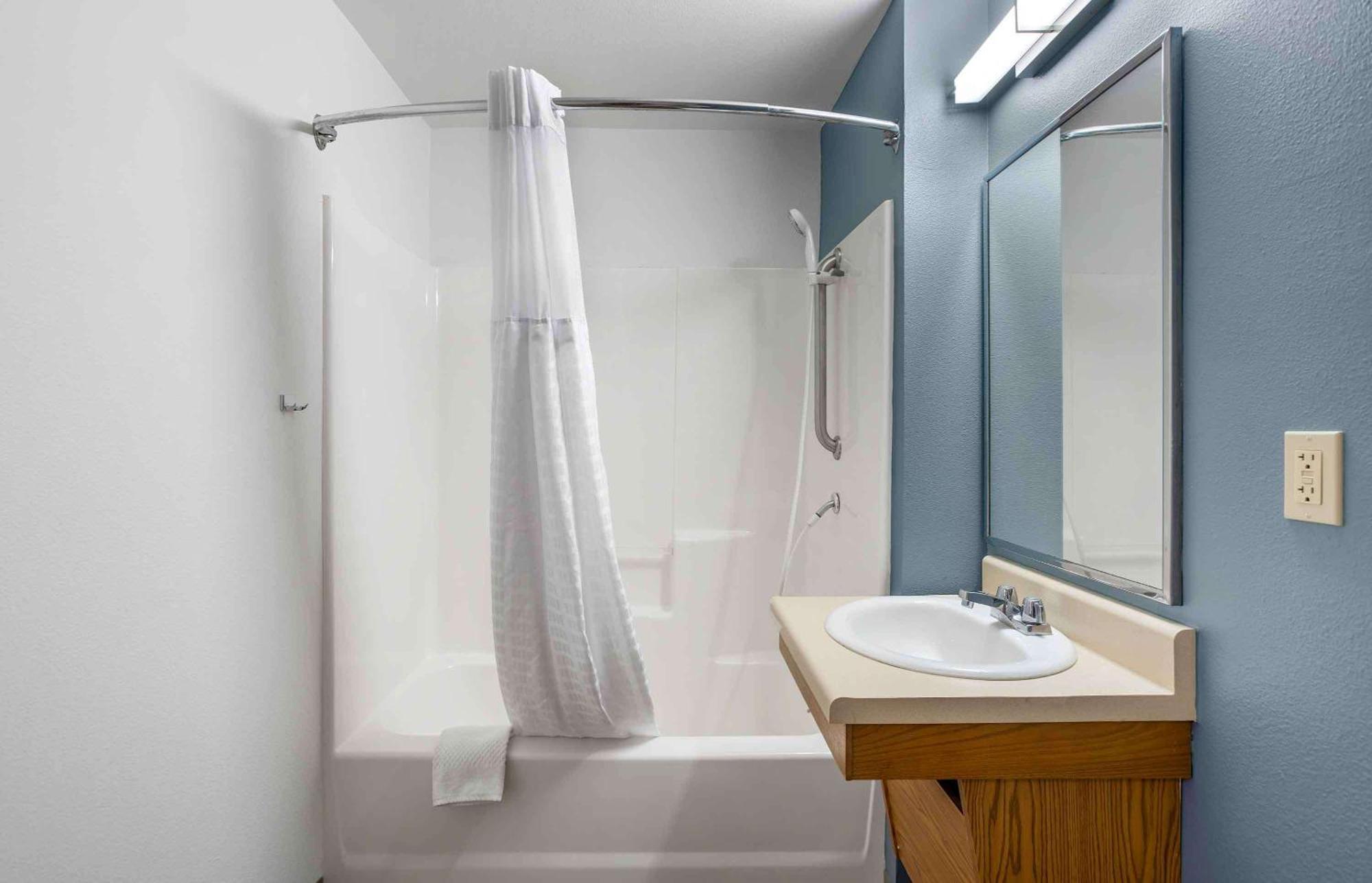 Extended Stay America Select Suites - Akron - South Portage Lakes Екстер'єр фото