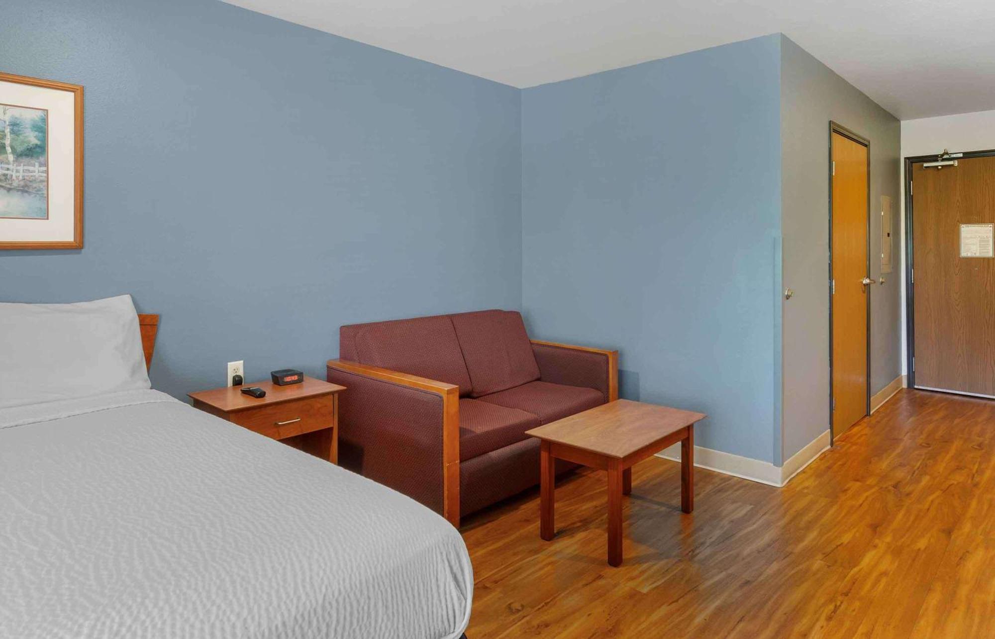 Extended Stay America Select Suites - Akron - South Portage Lakes Екстер'єр фото