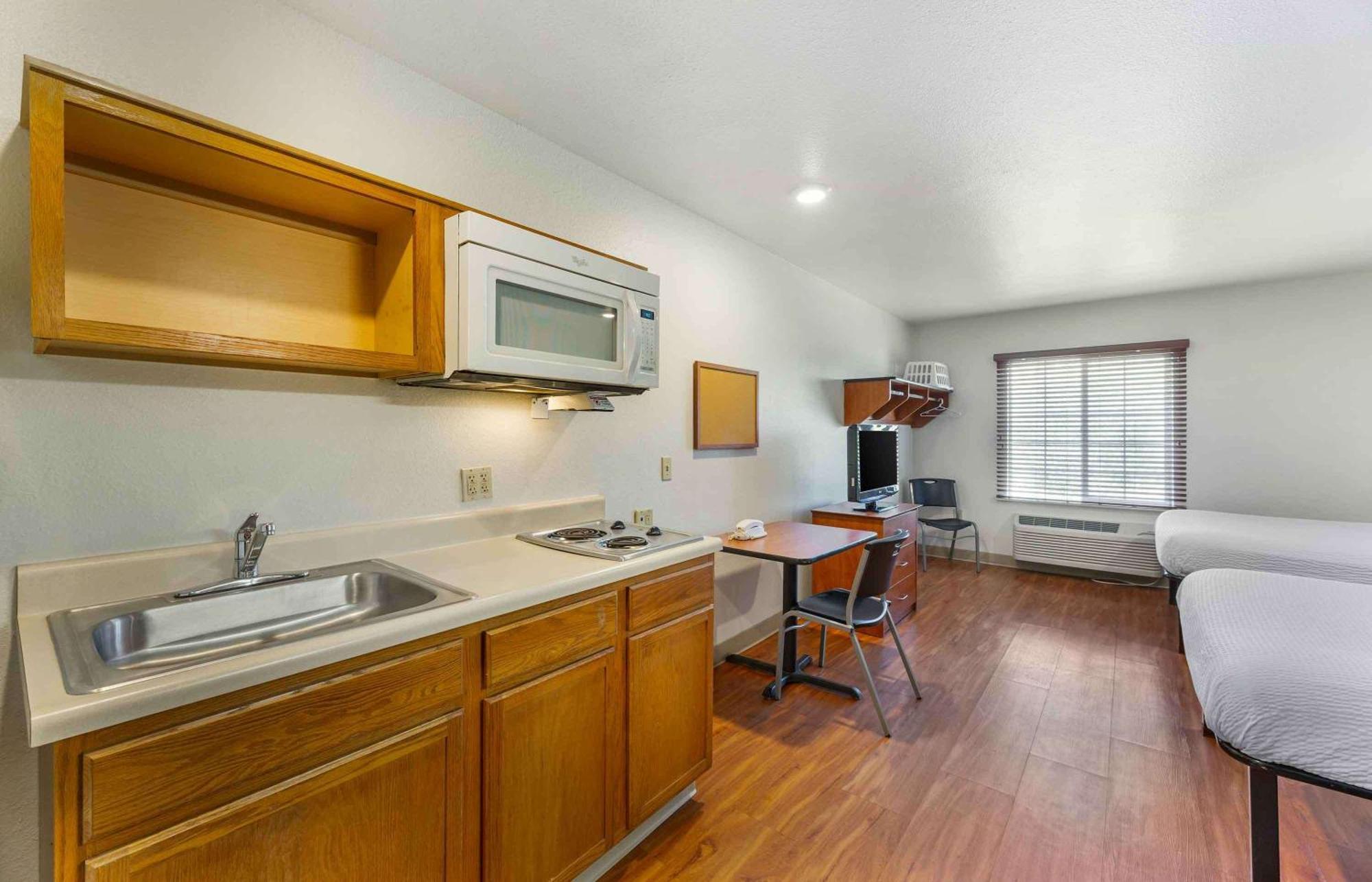 Extended Stay America Select Suites - Akron - South Portage Lakes Екстер'єр фото
