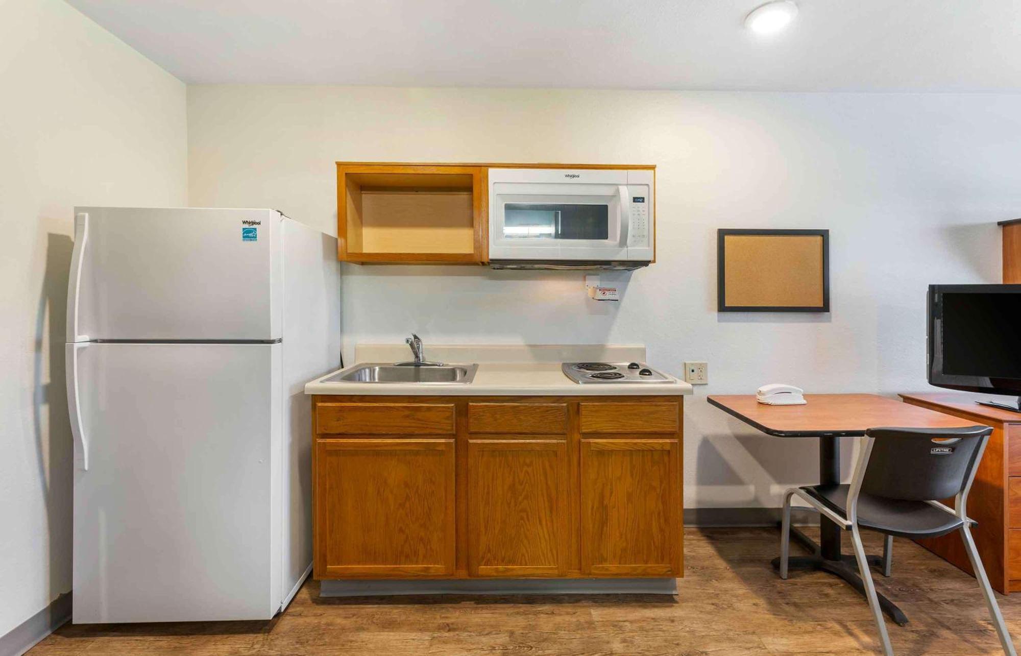 Extended Stay America Select Suites - Akron - South Portage Lakes Екстер'єр фото